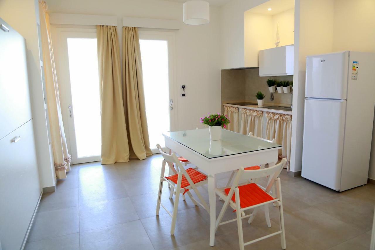 Casa Vacanze Coralloholiday Hotel Torre Lapillo Buitenkant foto