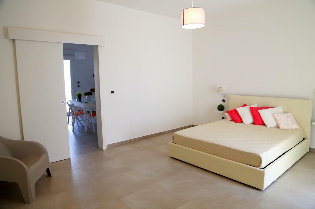 Casa Vacanze Coralloholiday Hotel Torre Lapillo Buitenkant foto